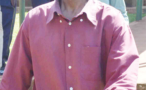Kateregga (ku ddyo) agambibwa okwokera mukazi we mu nnyumba e Mbuya nga bamuzzaayo e Luzira. Kateregga (ku ddyo) agambibwa okwokera mukazi we mu nnyumba e Mbuya nga bamuzzaayo e Luzira.