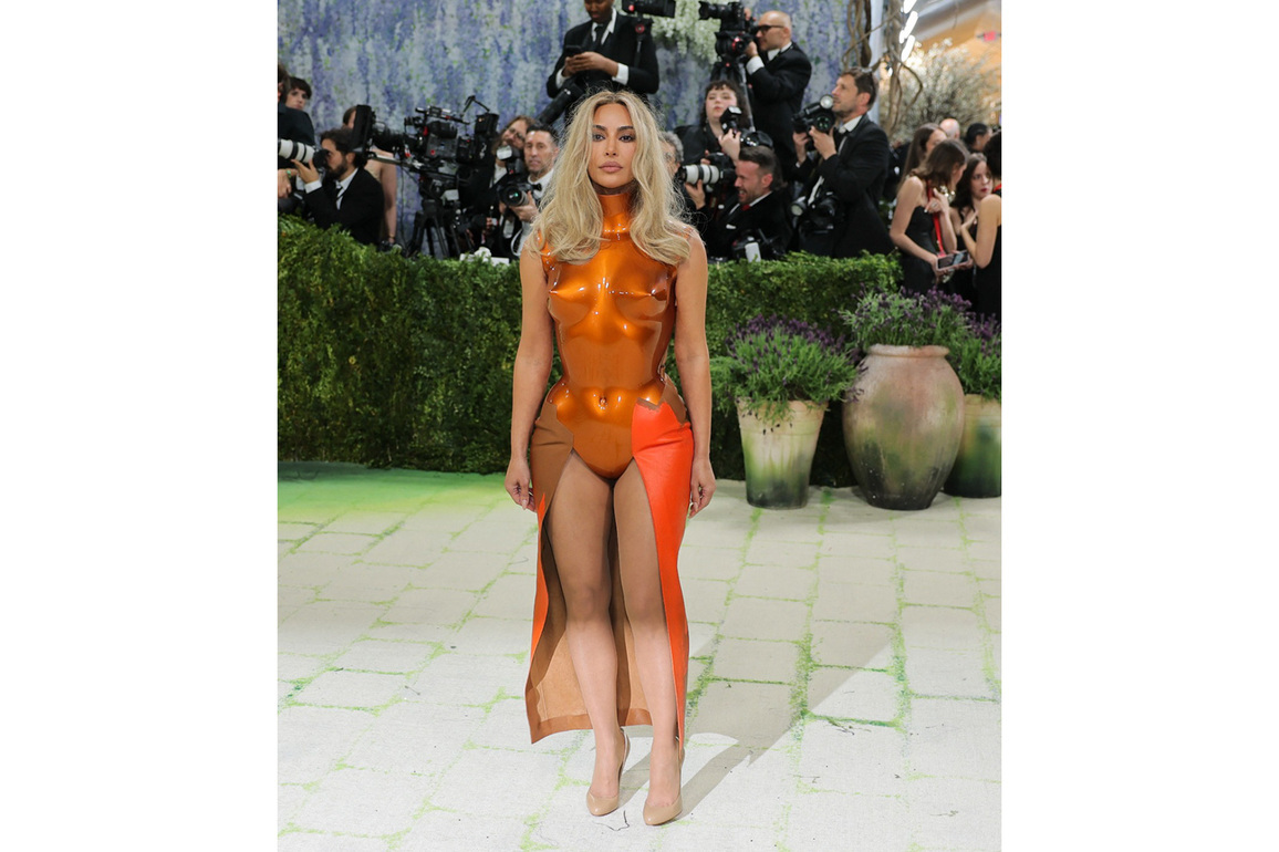 Met Gala 2026: Kim Kardashian channels warrior energy in bronze corset couture