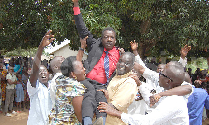 LC1 polls: In pictures LC1 polls: In pictures