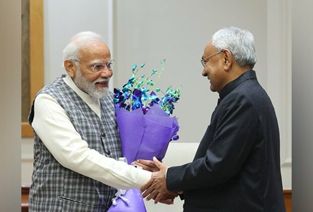 PM Modi extends birthday greetings to Bihar CM Nitish Kumar