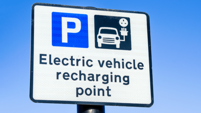 Saint-Gobain UK & Ireland commits to electric and hybrid car fleet