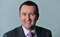 Phil Milburn to retire from Liontrust  