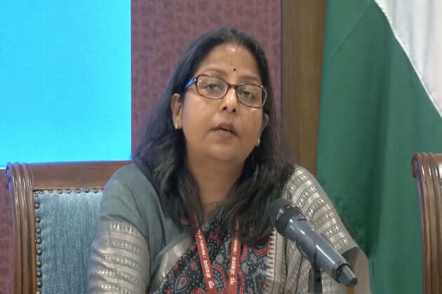 Oil companies now making losses of Rs 750 crores a day, down from Rs 1000 crores earlier: MoPNG
