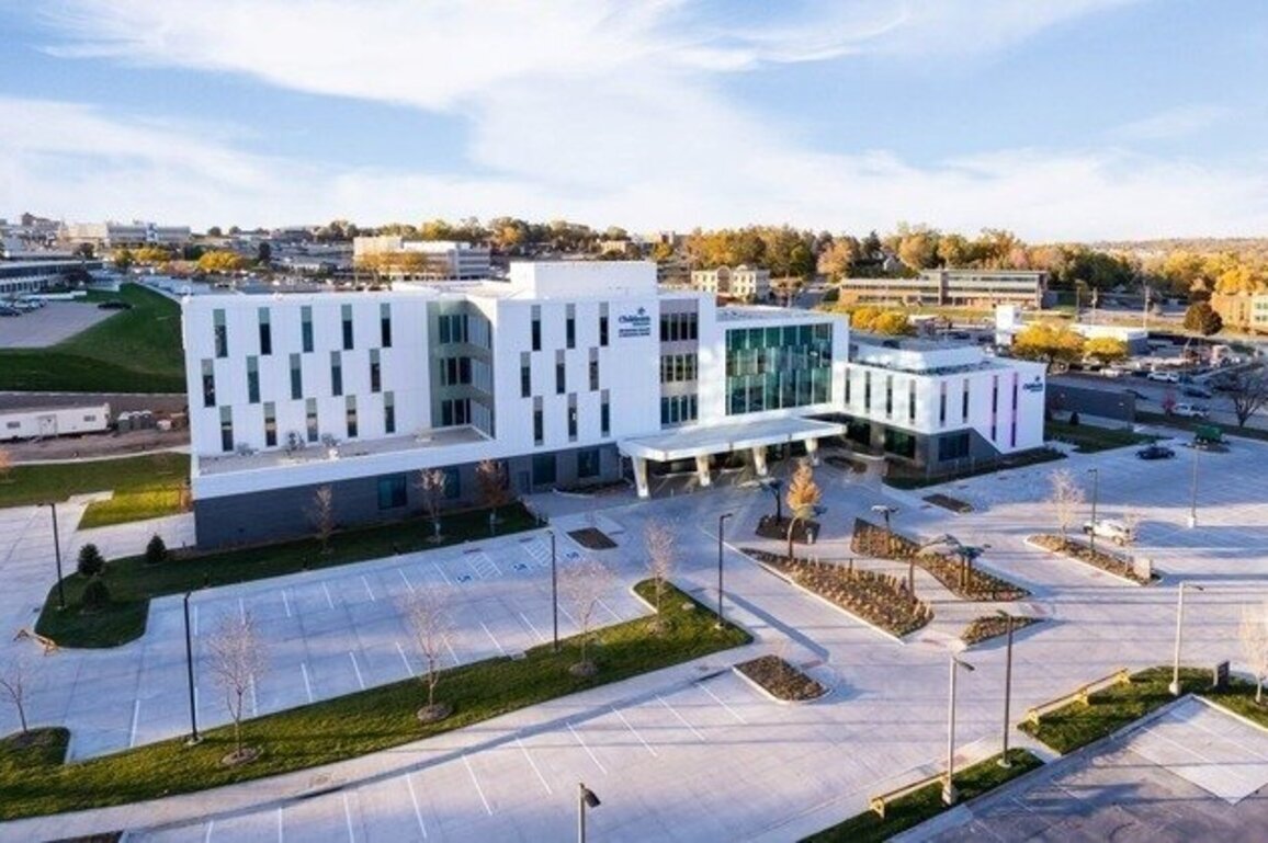 Nebraska hospital opens unique youth mental health facility 