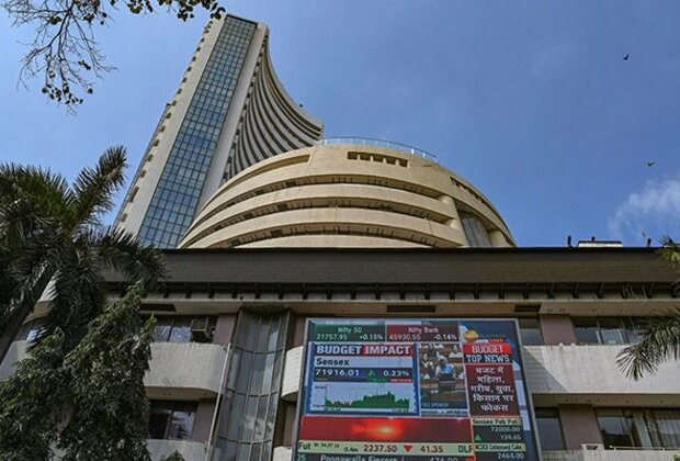 Sensex crashes 1350 points, Nifty tanks by 1.83 %; US election adds fuel to FII selling