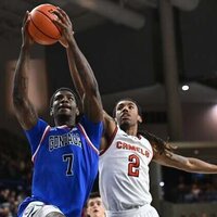 No. 7 Gonzaga out to extend win streak vs. San Diego to 20