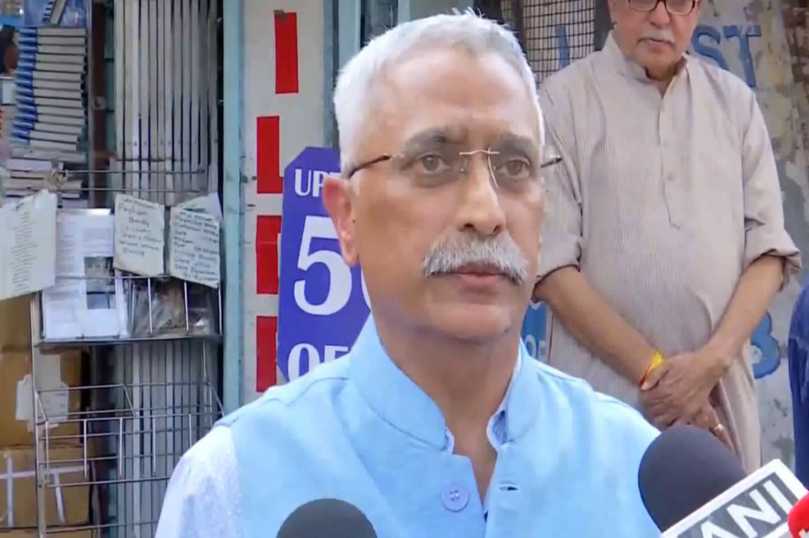 "Now only into writing fiction": Former Army chief Gen MM Naravane