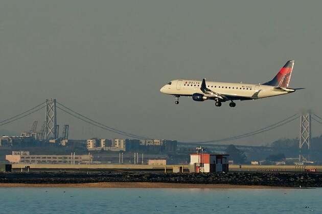 Delta Pilot Arrested By Federal Agents After Landing Plane In San Francisco  UK Crime