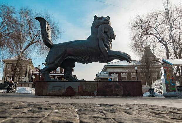 Babr: What beast is the symbol of Irkutsk