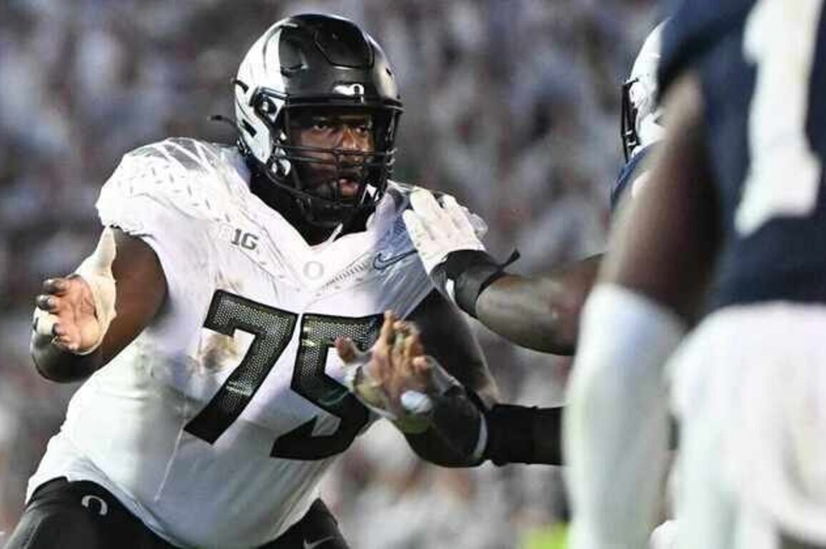 Who might the Raiders select on Day 2 of the 2026 NFL Draft
