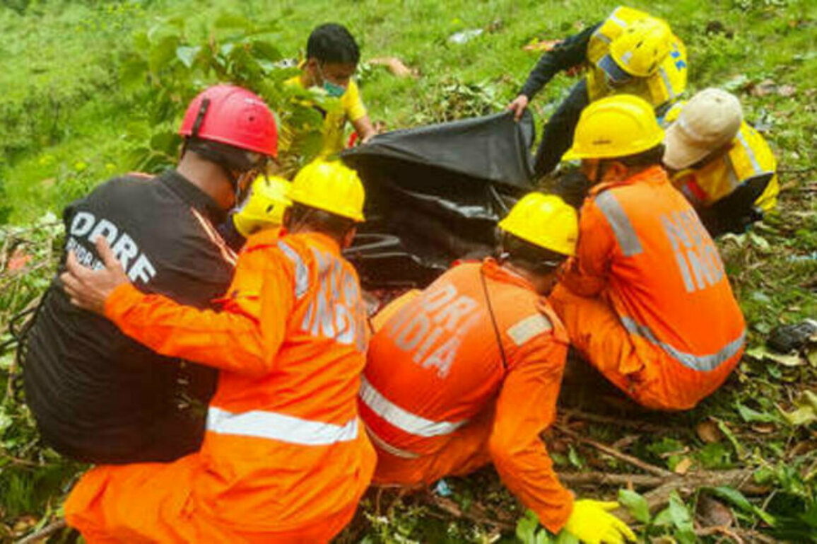 Helicopter crash kills seven people in northern India - Media