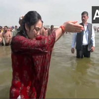 Former BJP leader Nupur Sharma takes holy dip at Triveni Sangam amid ongoing Mahakumbh