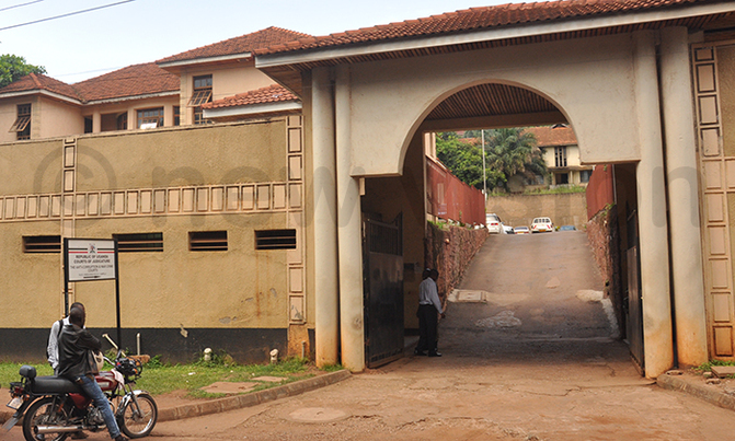 Couple charged over sh7.5b graft scheme Couple charged over sh7.5b graft scheme