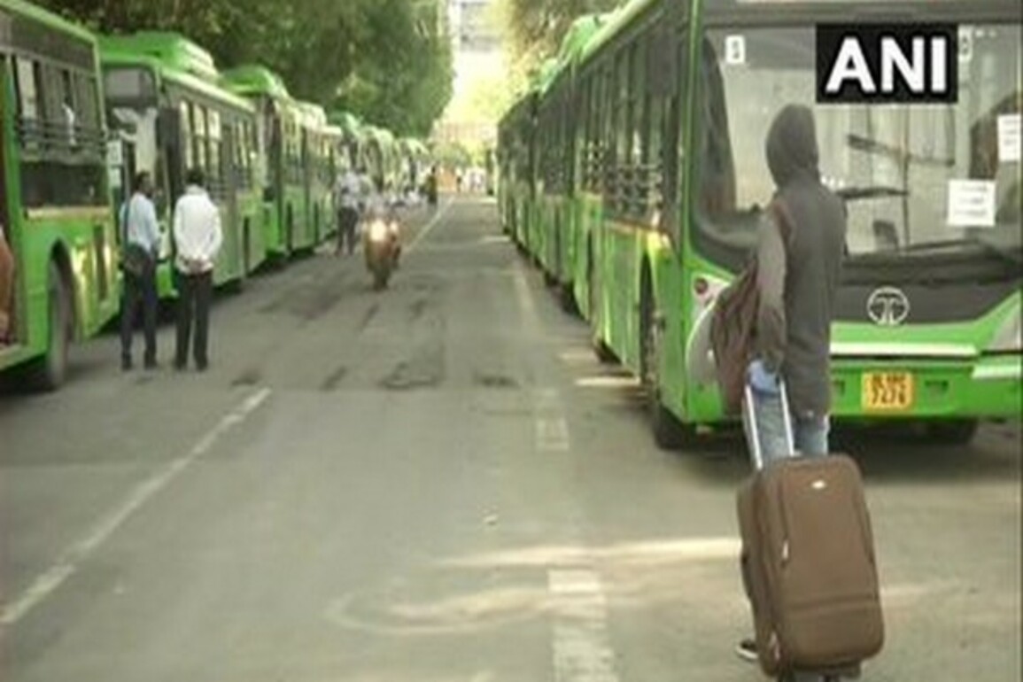Delhi govt likely to roll out 'Saheli Smart Card' on August 15, Independence Day