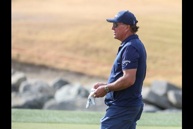Phil Mickelson, Tiger Woods entered in PGA Championship