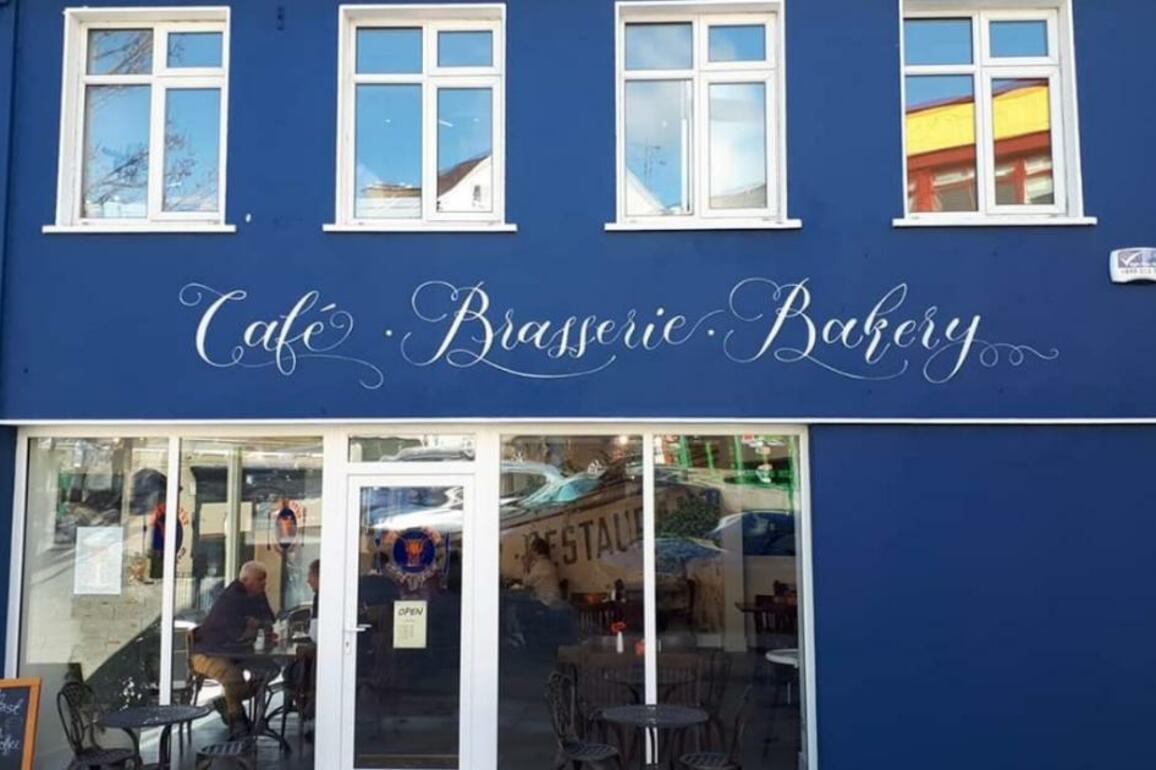 Ballyshannon cafe to shut due to 'ever increasing costs'