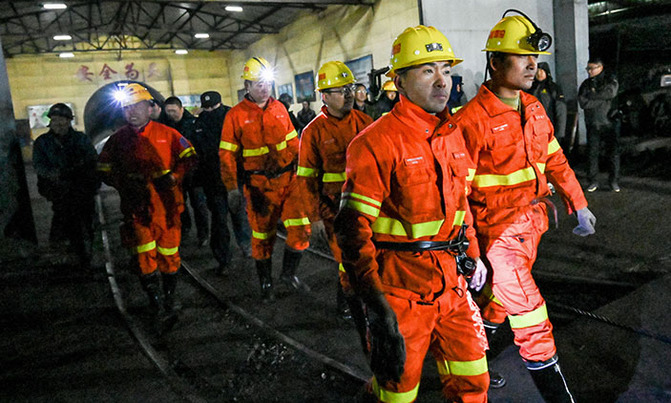 15 killed in north China mine blast 15 killed in north China mine blast