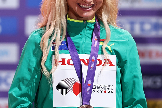 (SP)JAPAN-TOKYO-ATHLETICS-WORLD ATHLETICS CHAMPIONSHIPS-WOMEN'S 1500M-AWARDING CEREMONY