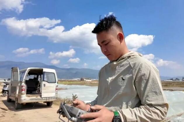 Drones elevate spring plowing in SW China's rugged highlands