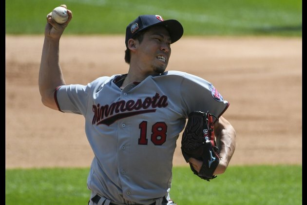 Twins look to Maeda to turn tide vs. Brewers