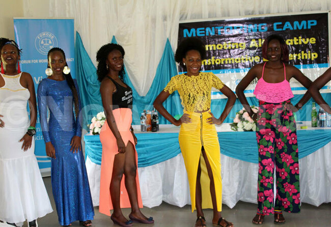   ome of the participants doing fashion modeling at the eventredit eff ndrew ule