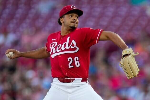 Reds turn to reliable Chase Burns in rematch vs. Phillies
