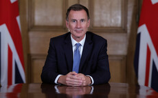 Hunt's new fiscal plan delayed by two weeks