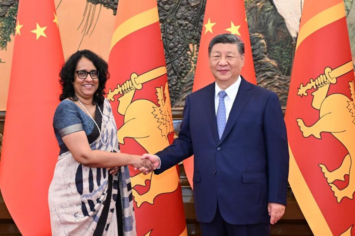 Xi's Album | Xi meets Sri Lankan PM
