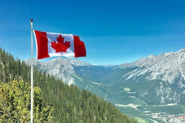 Government of Canada awards initial contract for Program Icebreakers to Chantier Davie