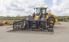 JCB 457S: King of the clamp?