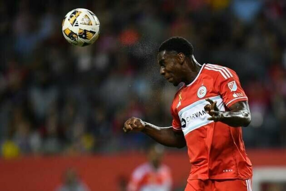 Fire transfer D Carlos Teran to Brazilian club