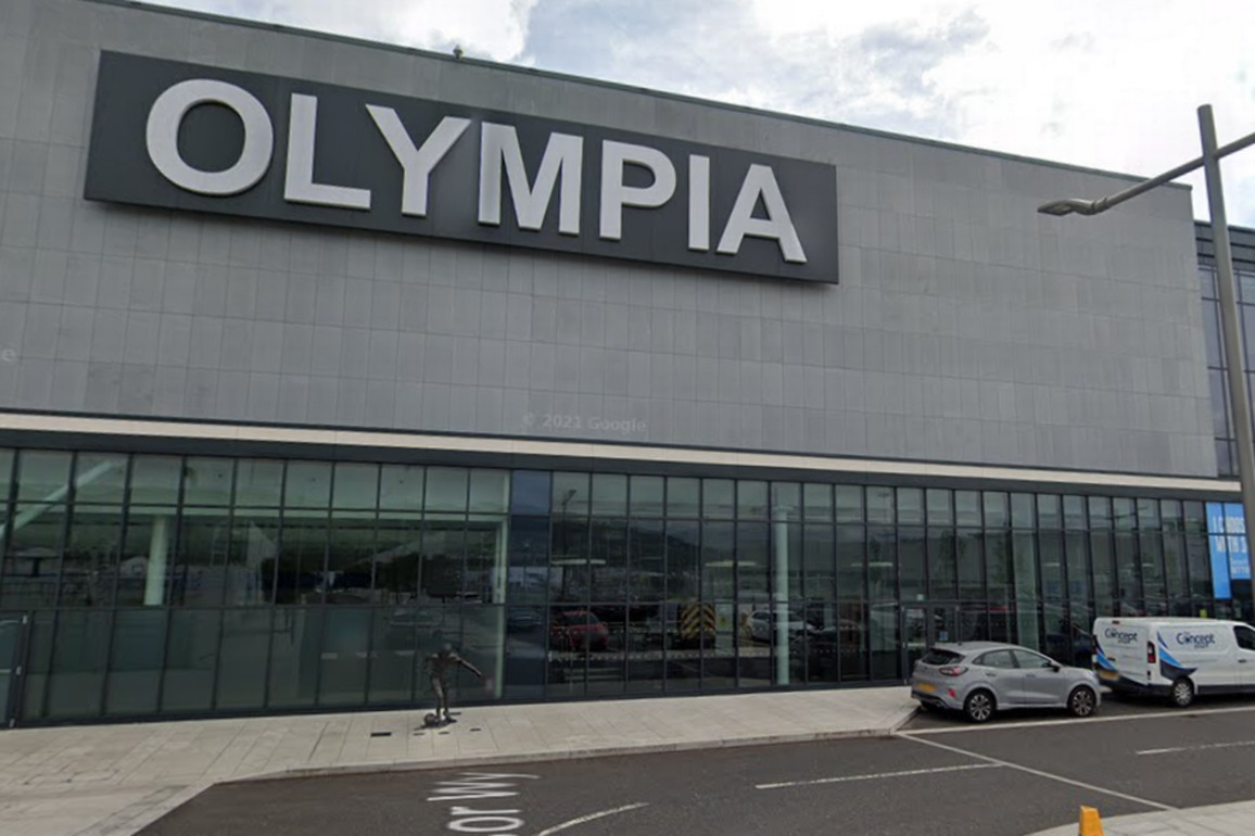 Sinn Fin complains about delays on Irish signs at Olympia Leisure Centre