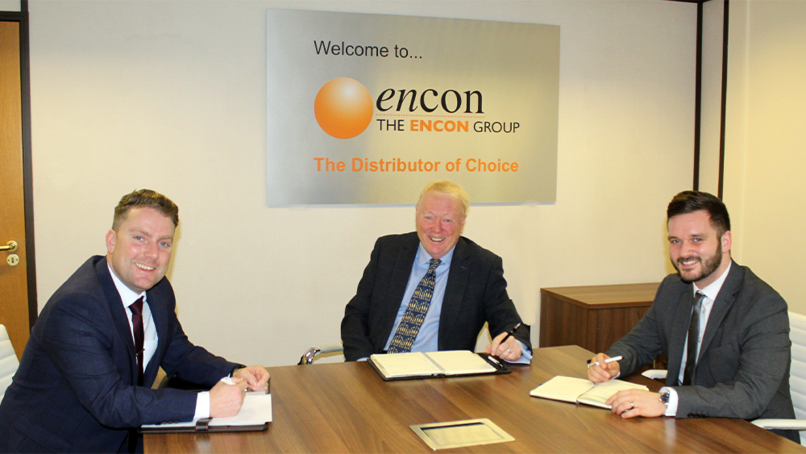 L-R_James Robinson, Mike Beard, Merchant Development Director, and Simon Bracken.