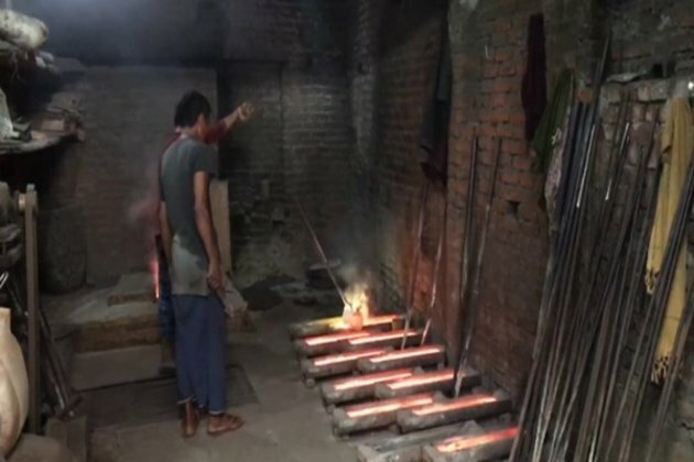 Handicraft artisans in UP's Moradabad in dire straits due to coal shortage