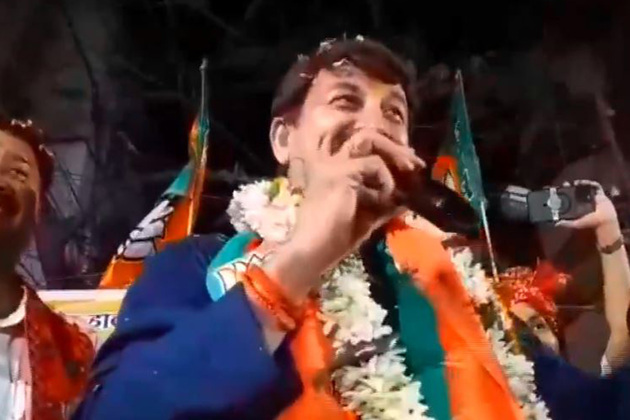 BJP leader Manoj Tiwari campaigns in Howrah ahead of West Bengal Assembly polls