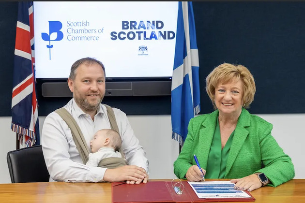 Murray and Cameron sign Brand Scotland pact  Daily Business