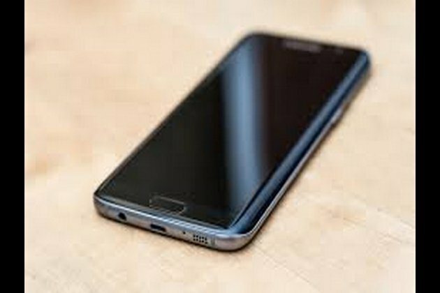 Samsung Galaxy S20 Ultra to have massive RAM, battery: Report