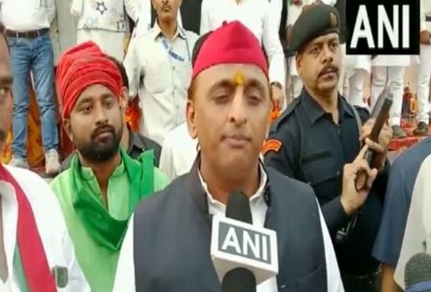 Akhilesh Yadav questions Congress' sincerity over conducting caste census when it was in power