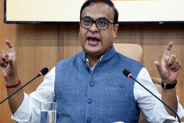 Congress asked to meet "Maulanas": Assam CM slams Pawan Khera over Dhaka cleric photo controversy