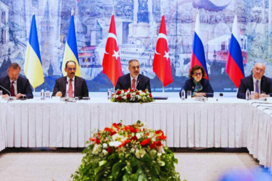 Istanbul Negotiations in Limbo as Ukraine Seeks Russian Memorandum