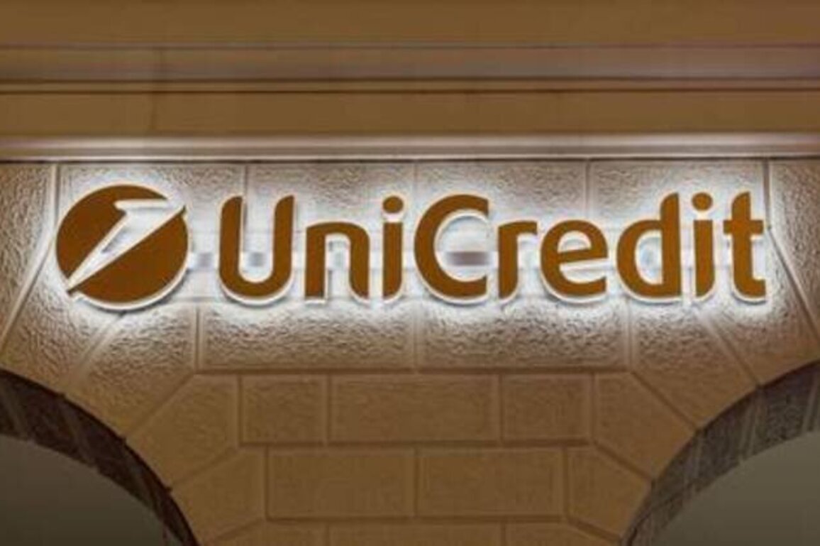 Major Italian bank winding down Russian operations - Kommersant