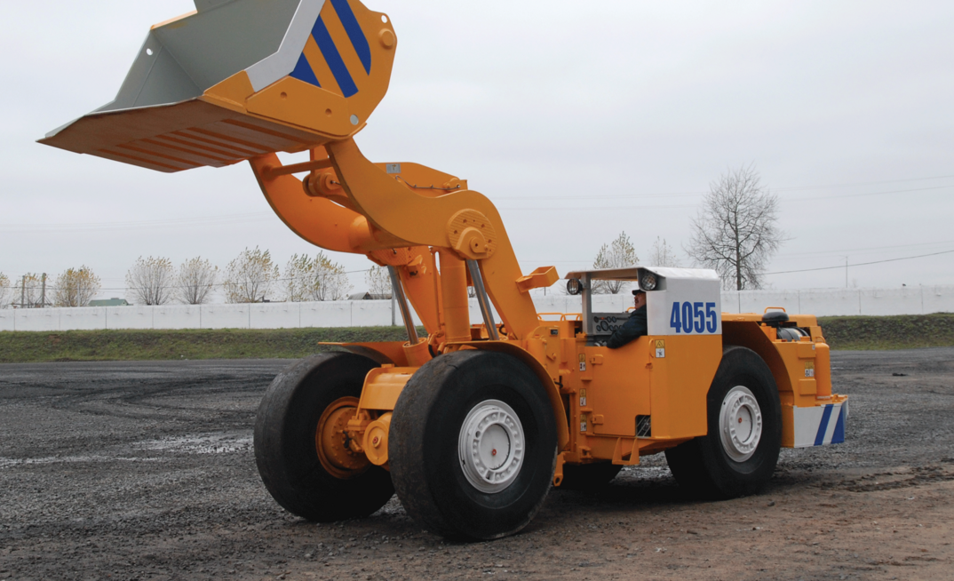 Belaz's MOAZ-4055 load-haul-dump unit