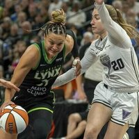 Lynx open playoffs with dominating win over Valkyries