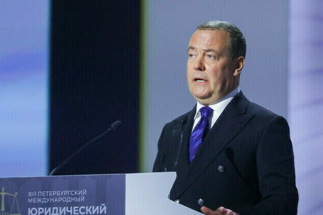 Medvedev suggests reason Zelensky wants three-way Trump-Putin meeting