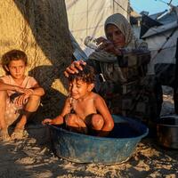 Mideast in Pictures: Children grow up in Gaza's tents