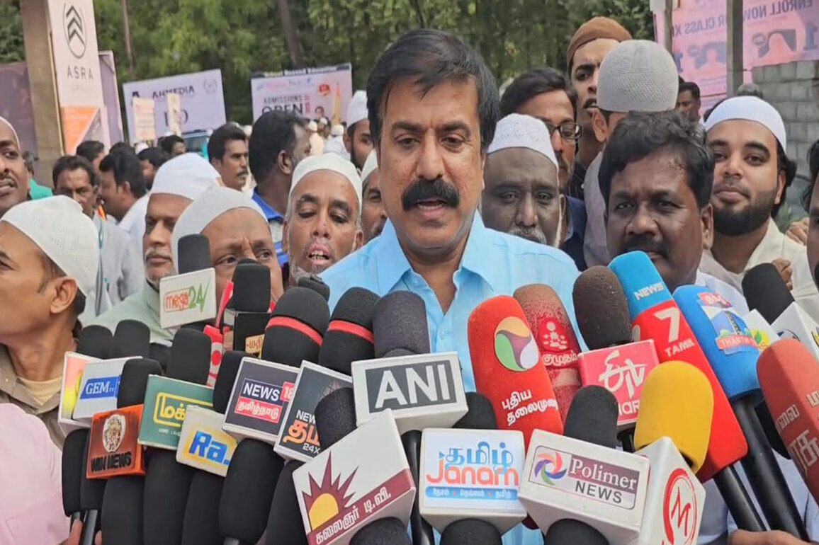 DMK-led alliance to win over 200 seats, AIADMK headed for 'washout': DMDK's LK Sudhish