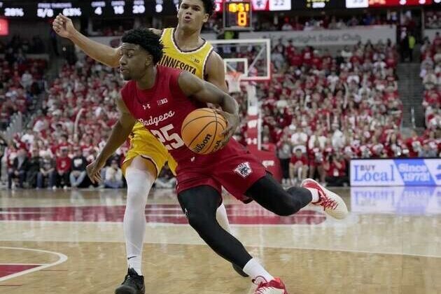 Ohio State strives to hand Wisconsin rare home defeat