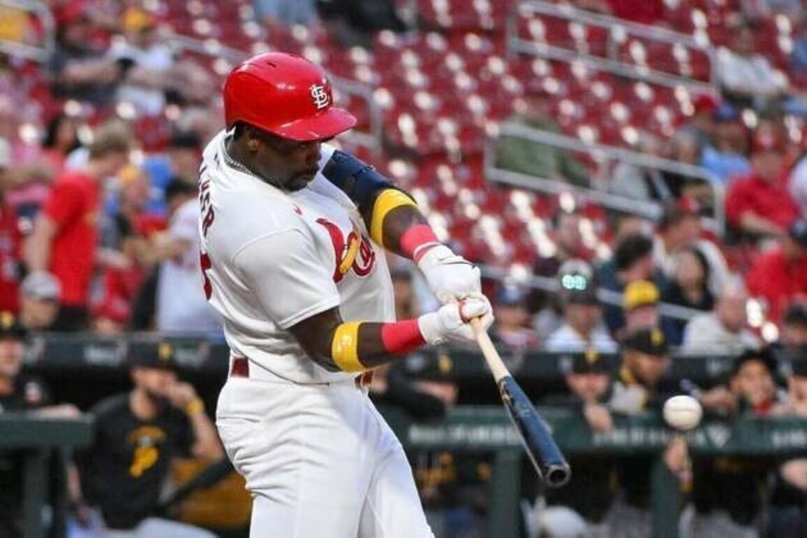 Ivan Herrera blast helps rescue Cardinals against Pirates