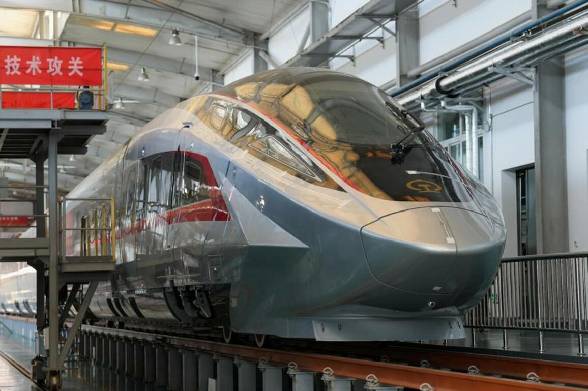 Economic Watch: Global industry eyes China's high-speed rail for future growth, connectivity