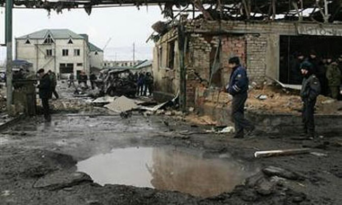 Suicide bomber kills 5 police in Russia''s Dagestan Suicide bomber kills 5 police in Russia''s Dagestan